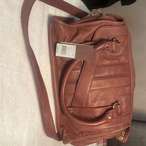 Junior Drake hang bag brown.